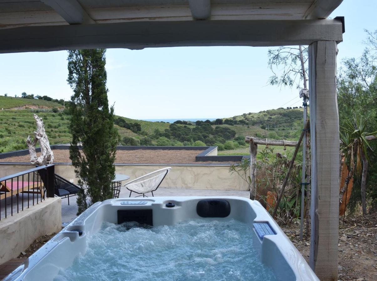 Bed and Breakfast Les cabanons de Mémé Jeannette Port Vendres Esterno foto